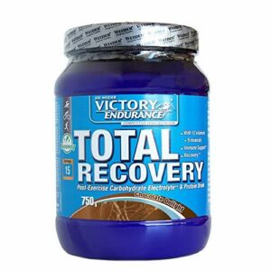 VICTORY ENDURANCE Total Recovery (750g) Sabor Chocolate, Preparado Bebida Post-Entreno de Carbohidratos Electrolitos y Proteínas, Con BCAA 2:1:1, 12 Vitaminas y 9 Minerales, Recuperación Rápida